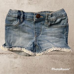 EUC Oshkosh Girls Denim & Lace Shorts Size 2T
